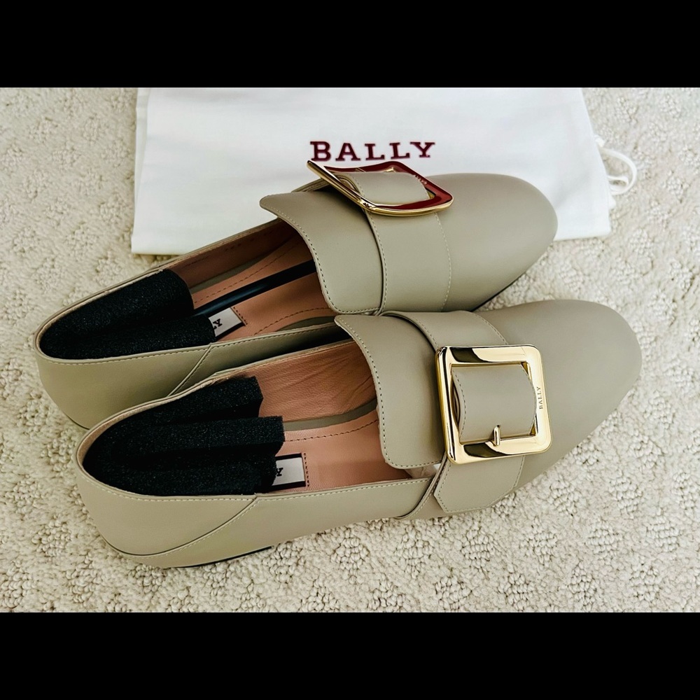 Bally Janelle Loafers in Size 36.5